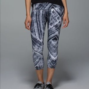 Lululemon capri leggings